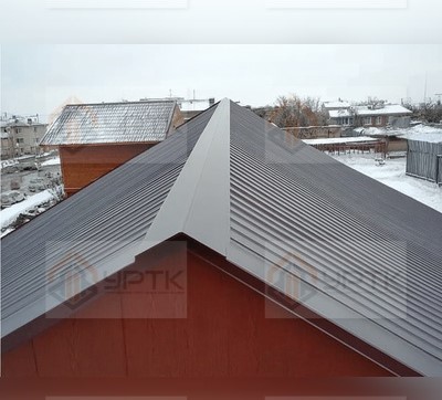 Планка конька плоская двухскатная оцинкованная, 0,4×115×115мм
